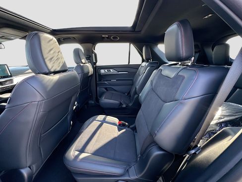 New 2026 Ford Explorer ST image 17