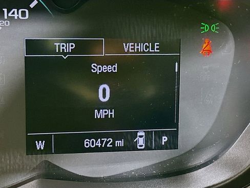Used 2019 Chevrolet Trax LT w/ LT Convenience Package FWD image 8