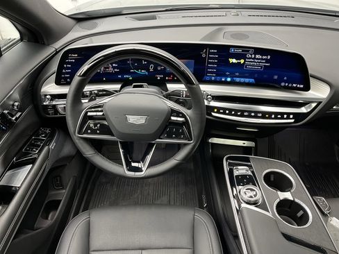 Used 2024 Cadillac Lyriq Luxury w/ LPO, Floor Liner Package image 14