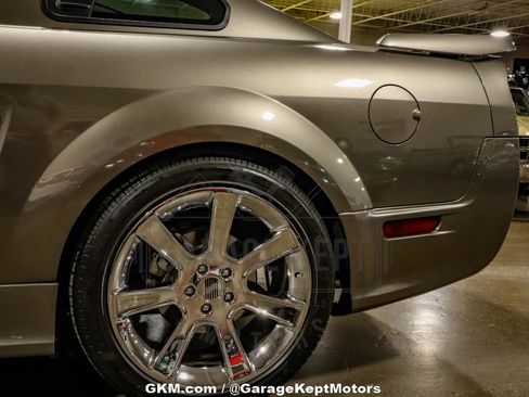 Used 2005 Ford Mustang GT image 42