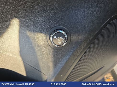 Used 2023 Buick Envision Essence w/ Sport Touring Package image 28