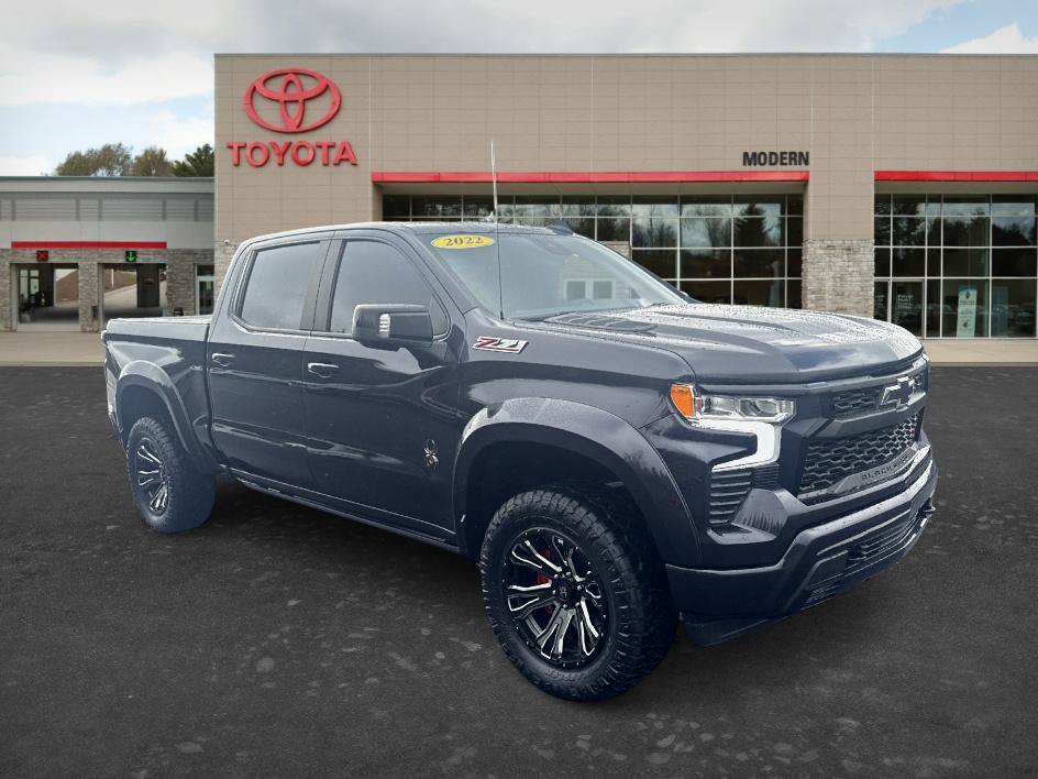 Used 2022 Chevrolet Silverado 1500 RST AWD/4WD image 3