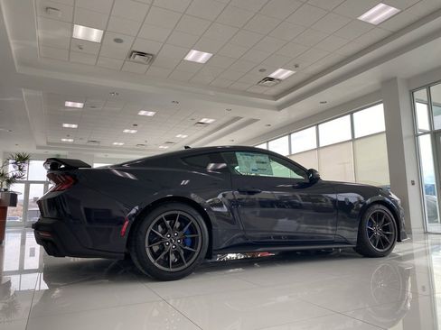 New 2026 Ford Mustang Dark Horse image 15