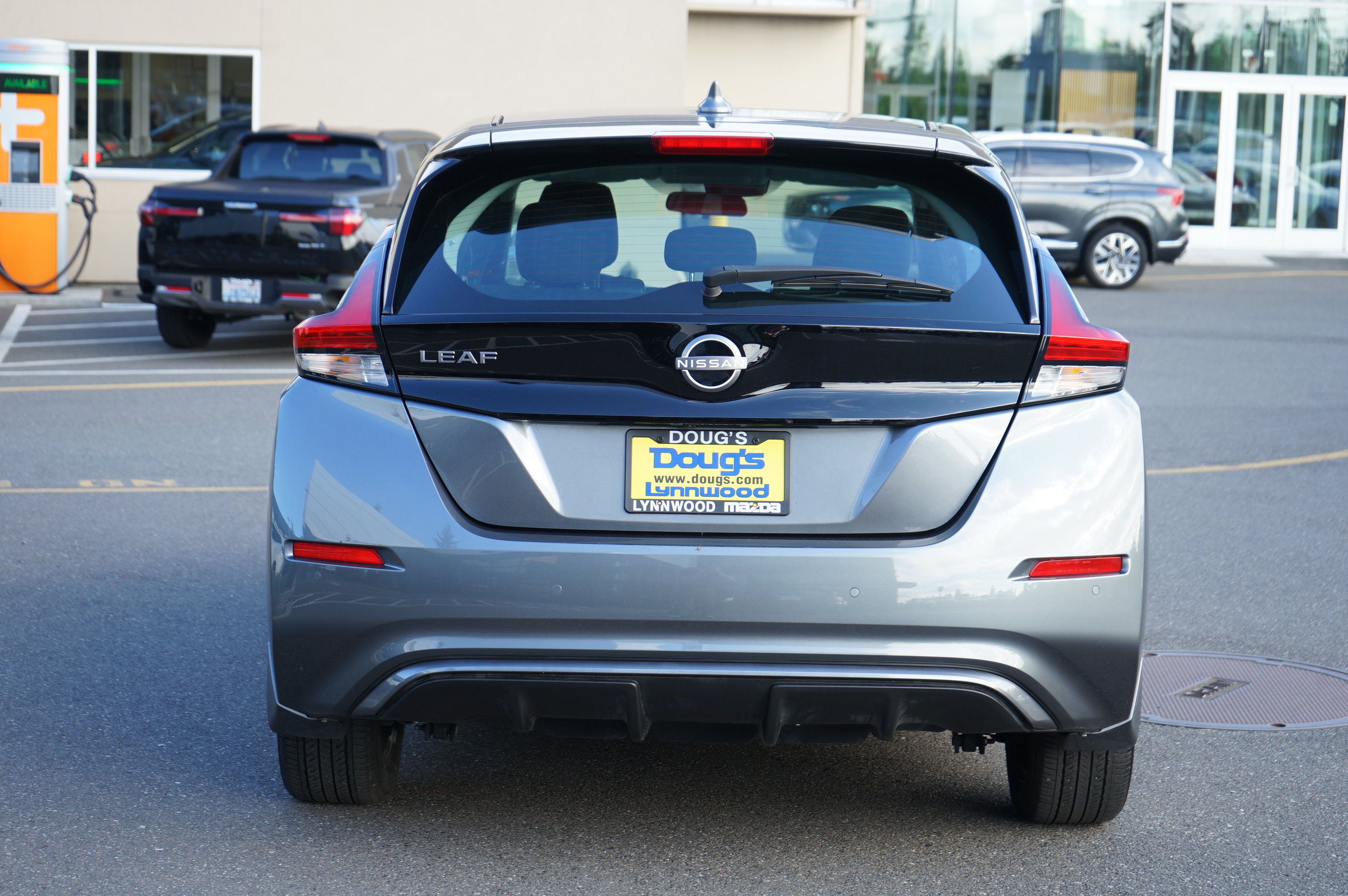 Used 2025 Nissan Leaf S FWD image 4