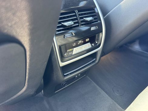 Used 2024 BMW X5 sDrive40i RWD image 18