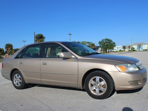 Used 2001 Toyota Avalon XL FWD image 15