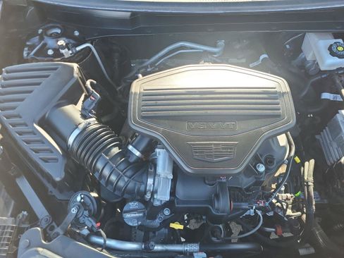 Used 2024 Cadillac XT5 Sportv image 32