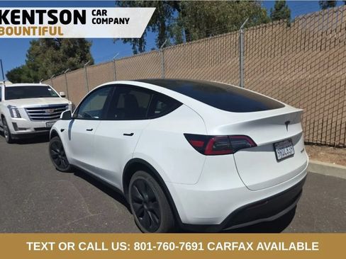 Used 2025 Tesla Model Y Long Range AWD/4WD image 3