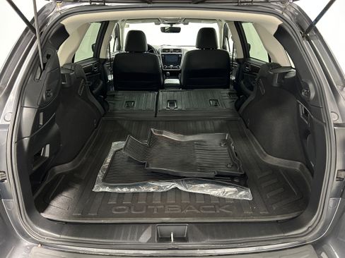 Used 2019 Subaru Outback 3.6R Limited w/ Popular Package #2 AWD/4WD image 32