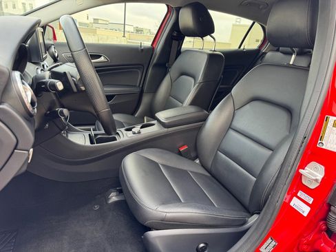 Used 2015 Mercedes-Benz GLA 250 4MATIC w/ Multimedia Package image 13