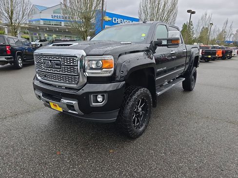 Certified 2019 GMC Sierra 2500 Denali image 1