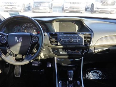 Used 2017 Honda Accord Sport Special Edition image 15