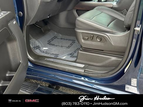 Used 2023 GMC Sierra 1500 SLT AWD/4WD image 22