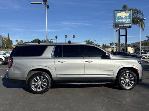 Used 2023 Chevrolet Suburban LS image 2