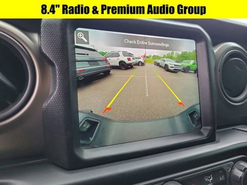 Used 2023 Jeep Gladiator Sport AWD/4WD image 15