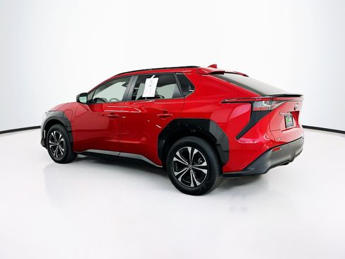 Used 2025 Toyota bZ4X AWD w/ Weather Package image 5