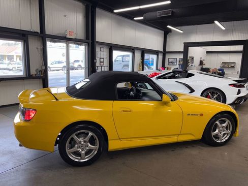 Used 2003 Honda S2000 image 20