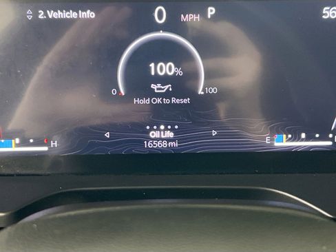 Used 2023 Jeep Grand Cherokee Altitude image 12