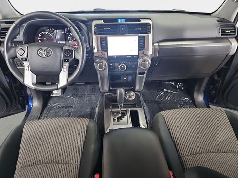 Used 2023 Toyota 4Runner SR5 AWD/4WD image 10