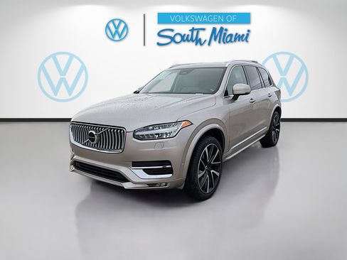 Used 2023 Volvo XC90 B6 Plus w/ Protection Package Premier image 3