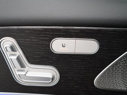 Used 2023 Mercedes-Benz GLS 450 4MATIC image 95