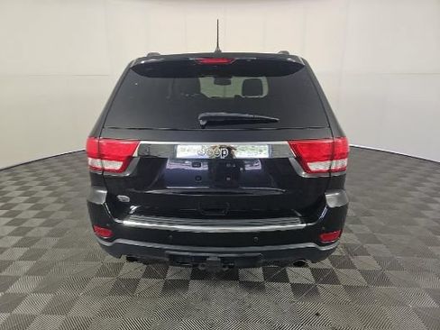 Used 2013 Jeep Grand Cherokee Overland w/ Advance Technology Group RWD image 6