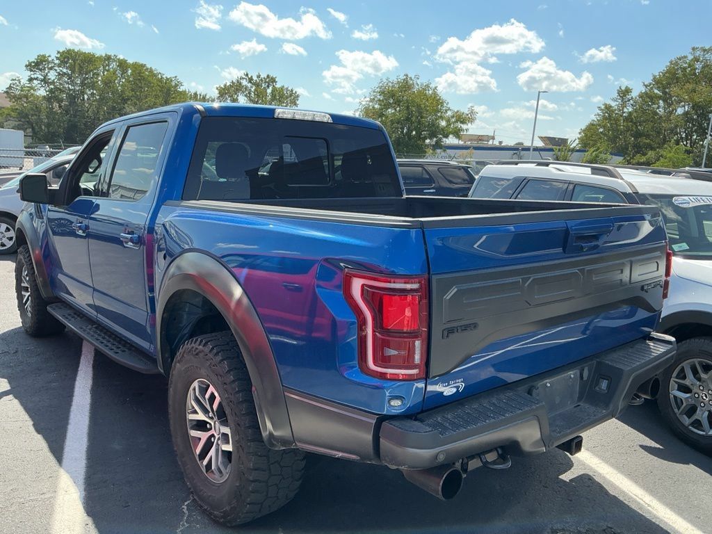 Used 2018 Ford F150 Raptor w/ Equipment Group 802A Luxury AWD/4WD image 4