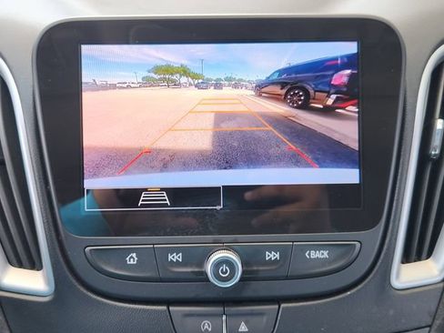 Used 2024 Chevrolet Malibu LT FWD image 13