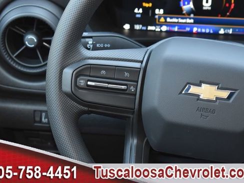 New 2026 Chevrolet Colorado W/T w/ WT Custom Package AWD/4WD image 18