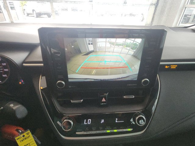 Used 2022 Toyota Corolla SE FWD image 24