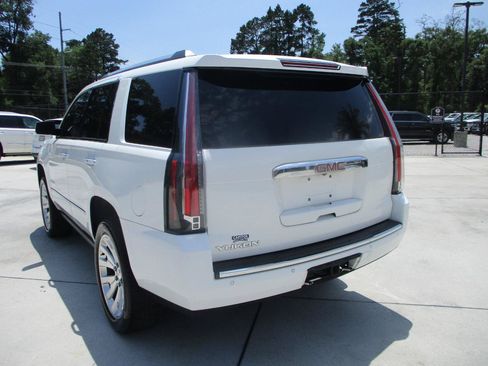 Used 2017 GMC Yukon Denali w/ Open Road Package RWD image 12
