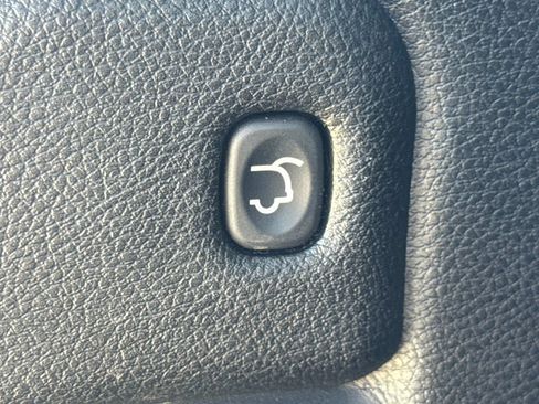Used 2018 Jeep Grand Cherokee Limited AWD/4WD image 26