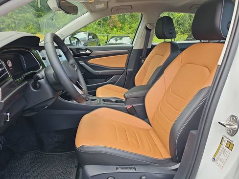 Used 2023 Volkswagen Jetta SEL FWD image 10