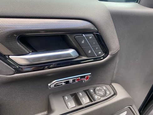 Certified 2023 GMC Sierra 1500 AT4 w/ AT4 Premium Package AWD/4WD image 19