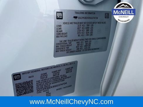 Used 2025 Chevrolet Silverado 1500 Custom w/ Turbomax Blackout Package image 28