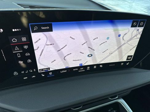 New 2025 Audi SQ5 Premium Plus image 18