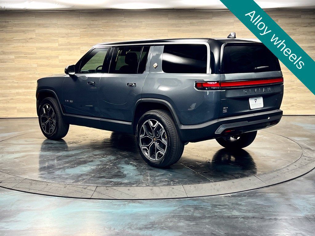 Used 2025 Rivian R1S Adventure Dual AWD/4WD image 18