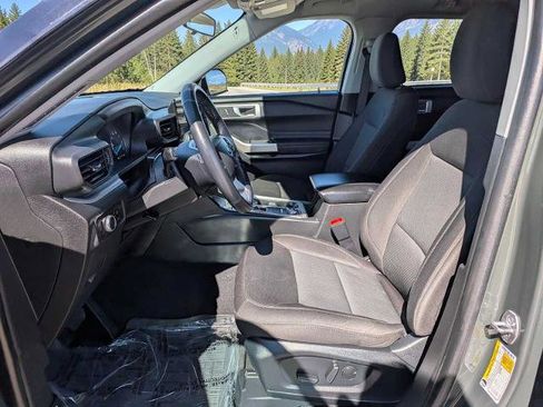 Certified 2023 Ford Explorer XLT AWD/4WD image 16