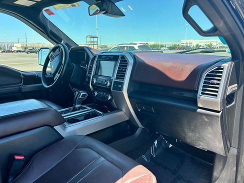 Used 2015 Ford F150 Platinum w/ Equipment Group 701A Luxury RWD image 10