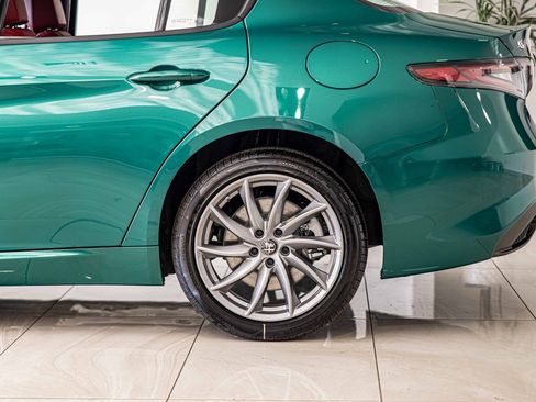 New 2025 Alfa Romeo Giulia AWD image 7