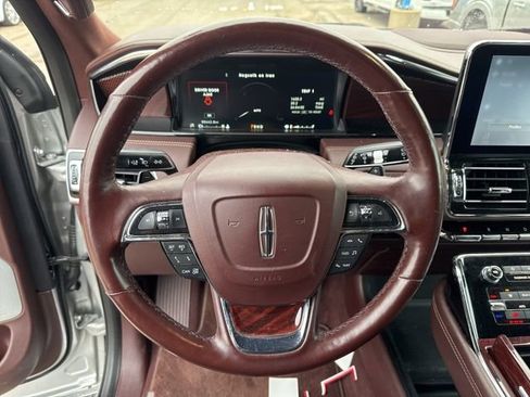 Used 2018 Lincoln Navigator Black Label image 17