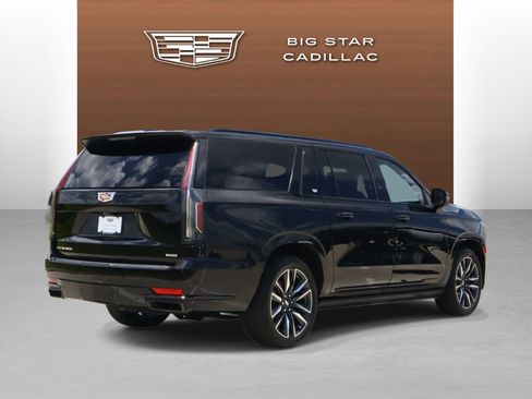 Used 2023 Cadillac Escalade ESV Sport Platinum AWD/4WD image 5