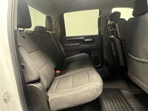 Used 2024 Chevrolet Silverado 2500 LT image 16