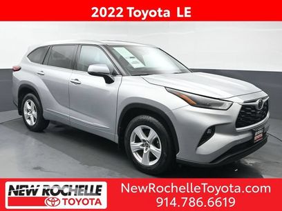 Used 2022 Toyota Highlander LE