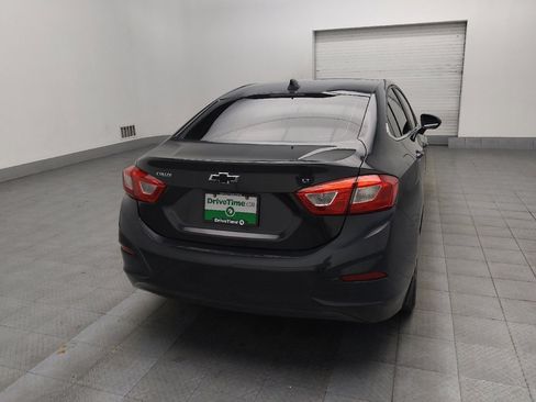 Used 2018 Chevrolet Cruze LT w/ Sun And Sound Package image 7