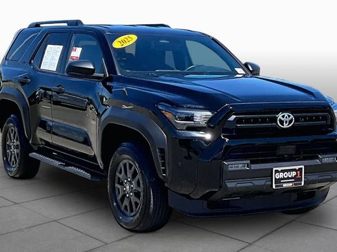 Used 2025 Toyota 4Runner SR5 AWD/4WD image 2