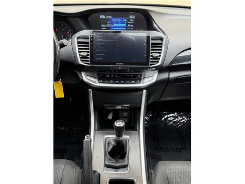 Used 2013 Honda Accord Sport image 12