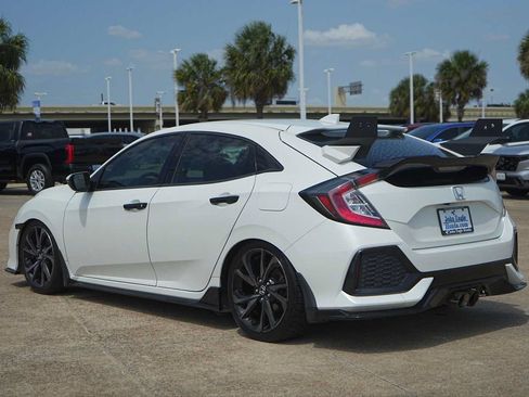 Used 2018 Honda Civic Sport Touring image 4