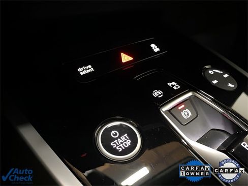 Used 2024 Audi Q4 e-tron Premium Plus image 55