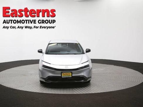 Used 2025 Toyota Prius LE FWD image 50